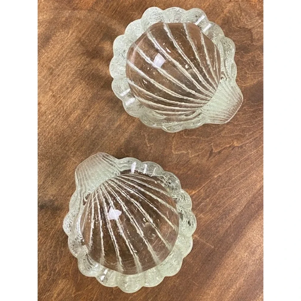 Vintage Clear Textured Glass Clamshell Trinket Dish Lidded Jewelry Box Nautical